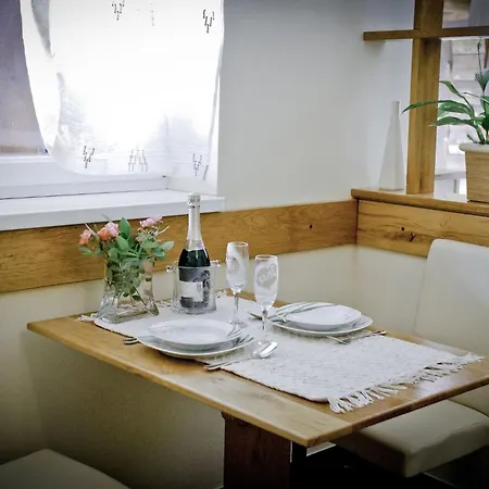 Nettes In Mit Eigener Terrasse Holiday home
